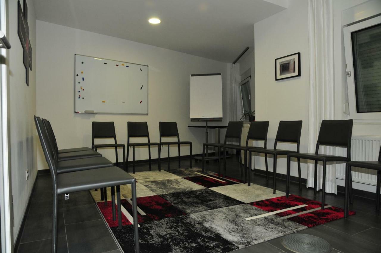 Hotel Sporcher Nest Cadolzburg ภายนอก รูปภาพ