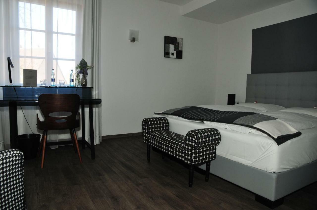 Hotel Sporcher Nest Cadolzburg ภายนอก รูปภาพ